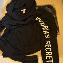 Victoria Secret Hoodie With Pockets Large