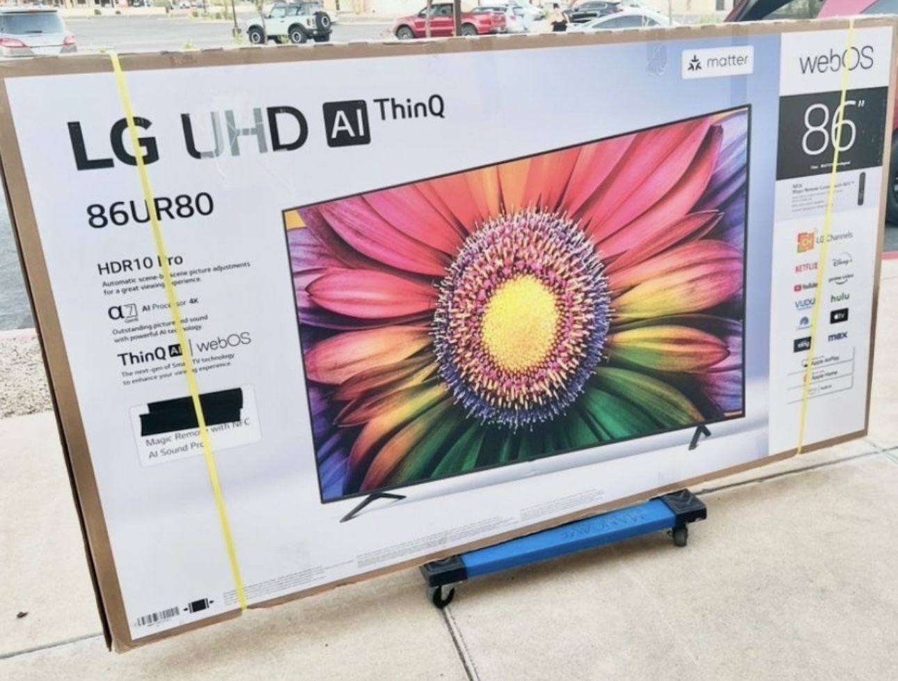 86” Lg UHD Smart 4K Tv Ur8000 LED