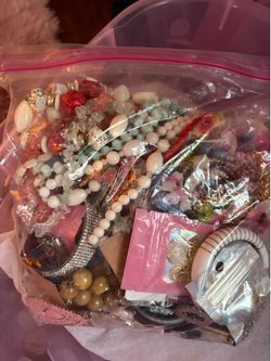 Bag of Jewelry & MORE!