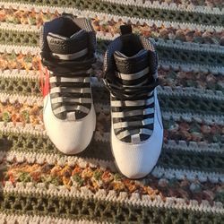 black N white Size 7