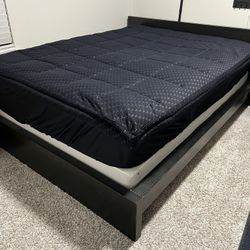 🛏️ Queen Bed Set – Mattress, Box Spring, Frame + Memory Foam – $300 (South Austin)