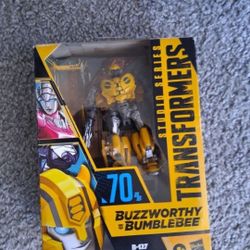 Transformers Buzzworthy Bumblebee B-127