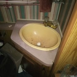 RV Bathroom Sink And Shower
