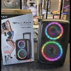 Portable 8" Bluethooh Speaker