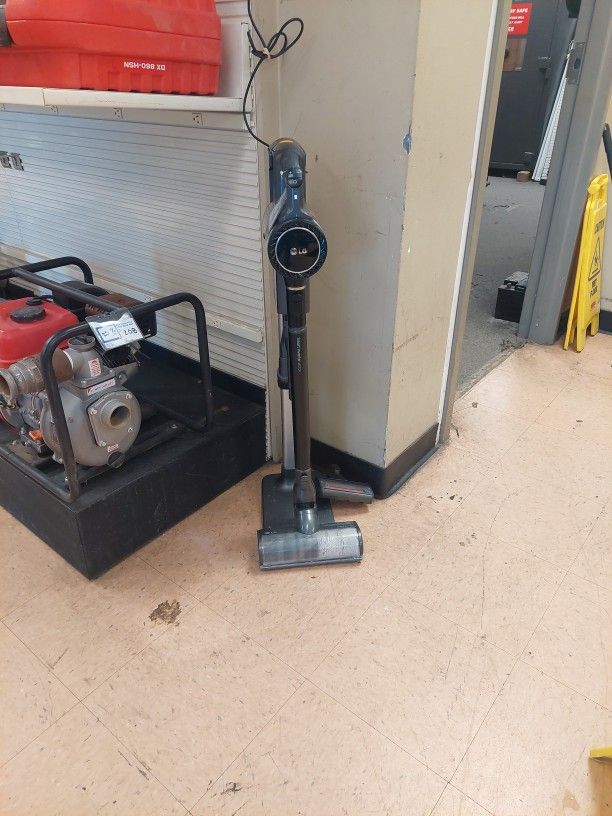 LG Vacuum A916BM