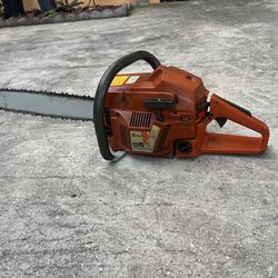 Chainsaw  Husqvana  55 works  perfect  for  your  business