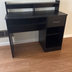Free Computer Table