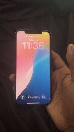 iPhone 12 Cracked – Includes Wireless Charger