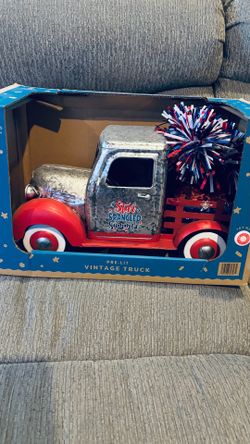 Pre-lit vintage truck-New