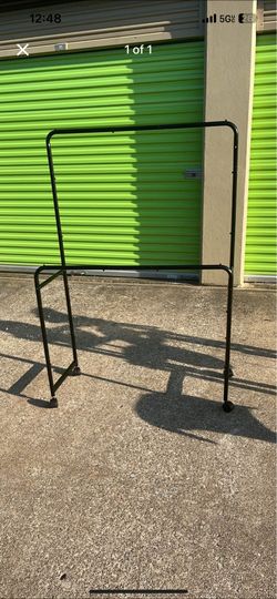 Clothing rack