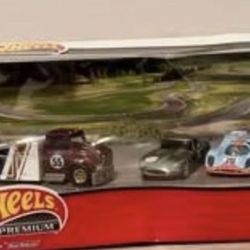 Hot Wheels Car Culture Premium Collector