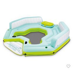 Floating Island For 4 People