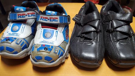 Boys Skechers size 8