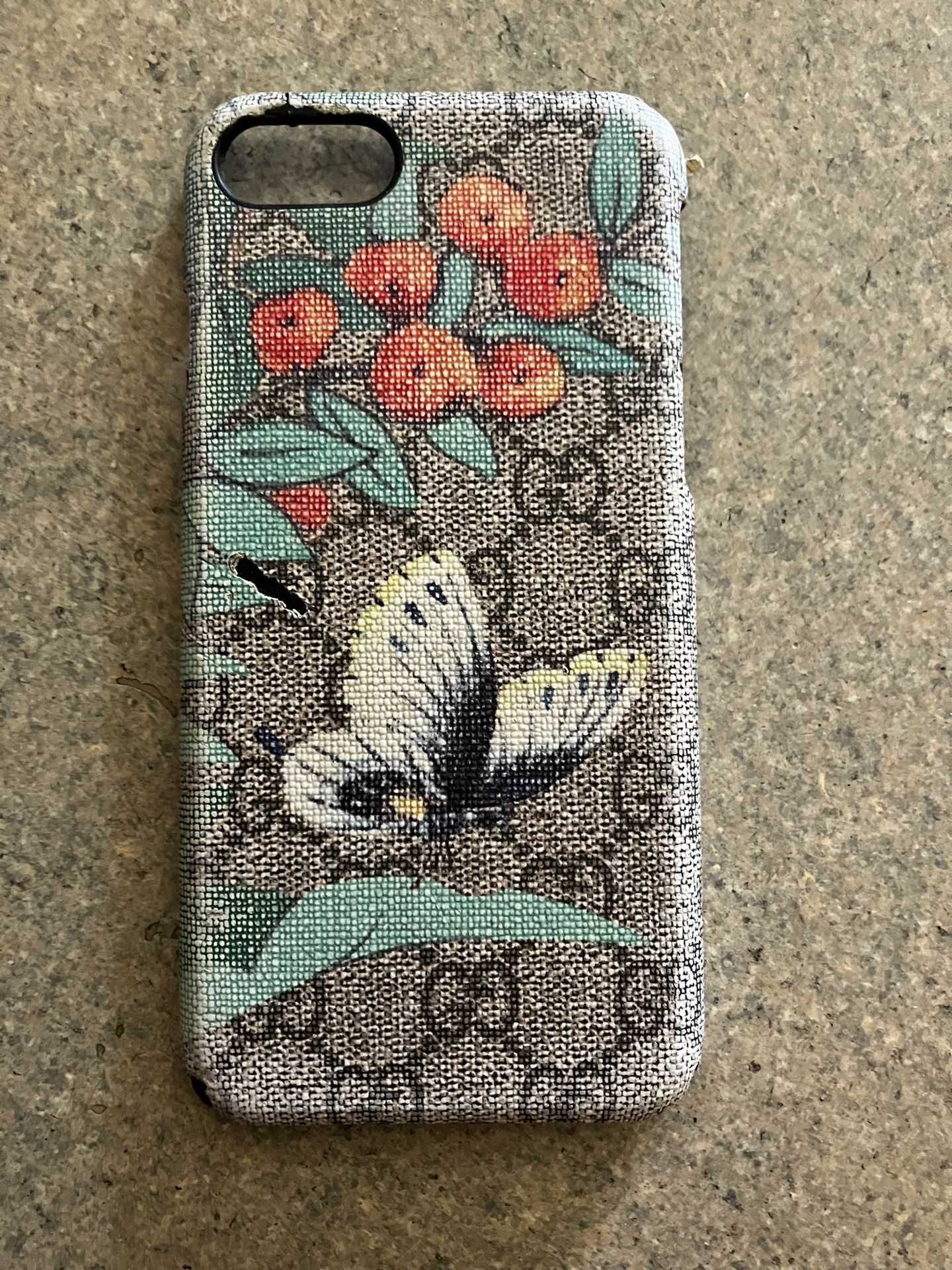 Gucci iPhone 7/8 Case (read Description)