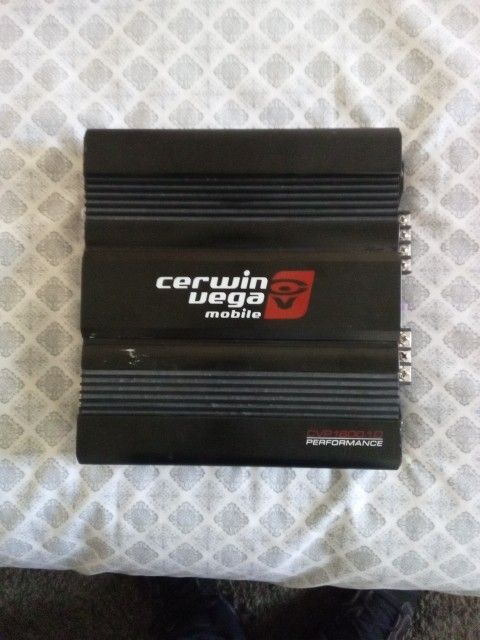 1600 Amplifier