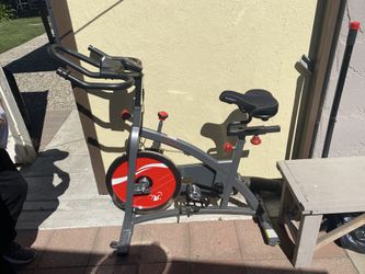 Sunny Belt Drive Indoor Cycling Bike