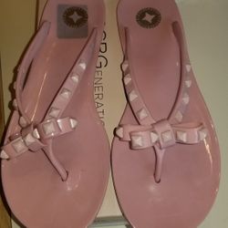 NEW IN BOX BCB GENERATION NATURAL BLUSH SIZE 10 SUMMER FLATS.  PICK UP MIDDLEBORO ONLY FINAL SALE 
