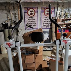 FitnessFlyer Machine. Excellent condition.


