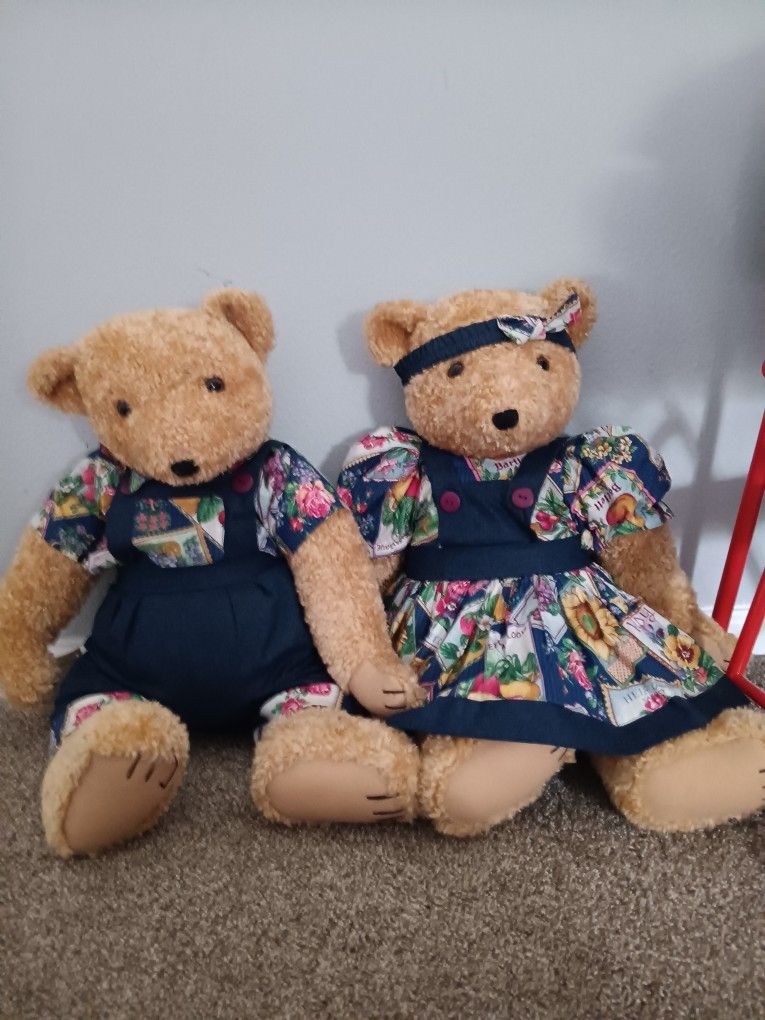 VINTAGE Bearly People Bears