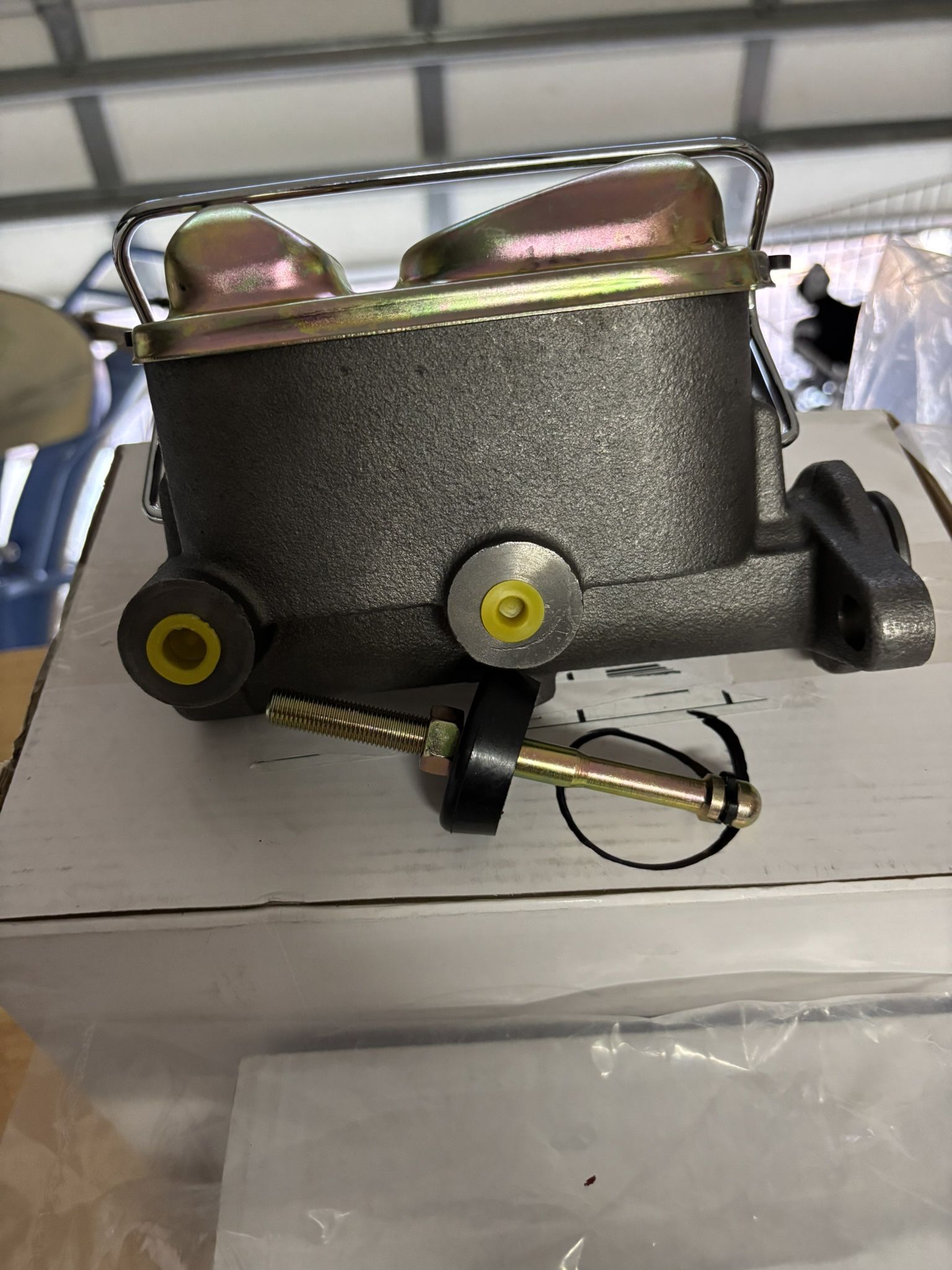 New Ford/chevy Power Brake Booster New In Box