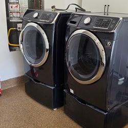 SAMSUNG ELECTRIC WASHER AND  ELECTRIC DRYER 