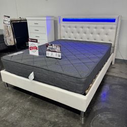 New Queen Bed Frame With Mattress 