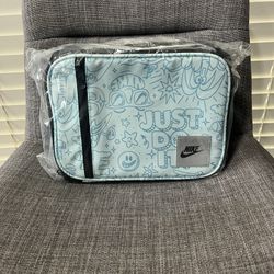 Nike Lunchbox 