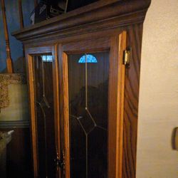 Oak Corner Hutch