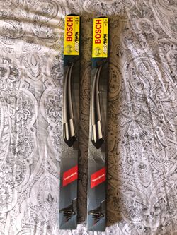 2 Pairs of Bosch wiper windshield wipers