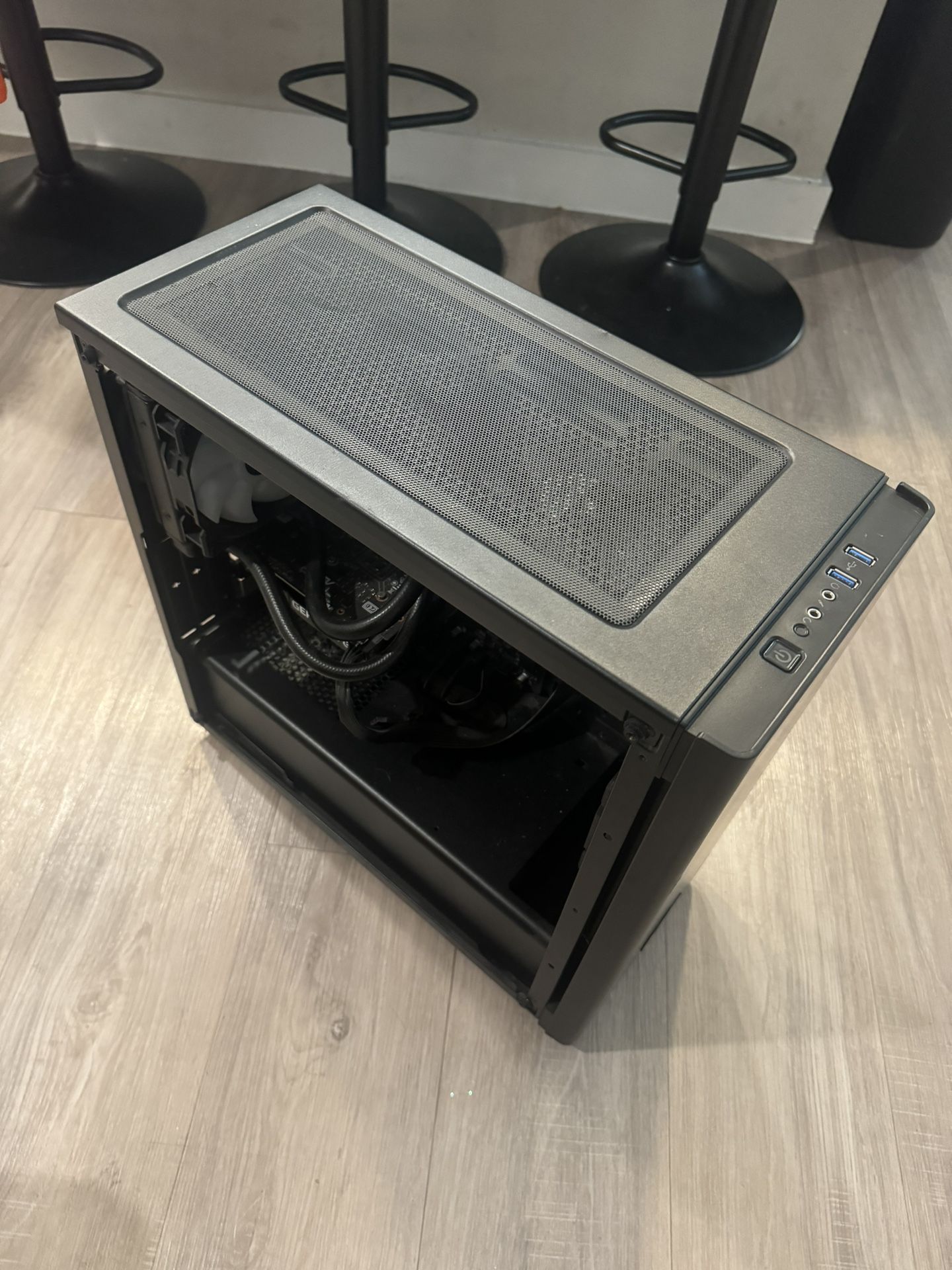 Custom Gaming PC