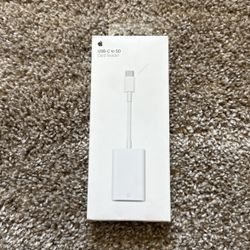 Apple USB-C To SD