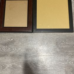 2 Photo Frames