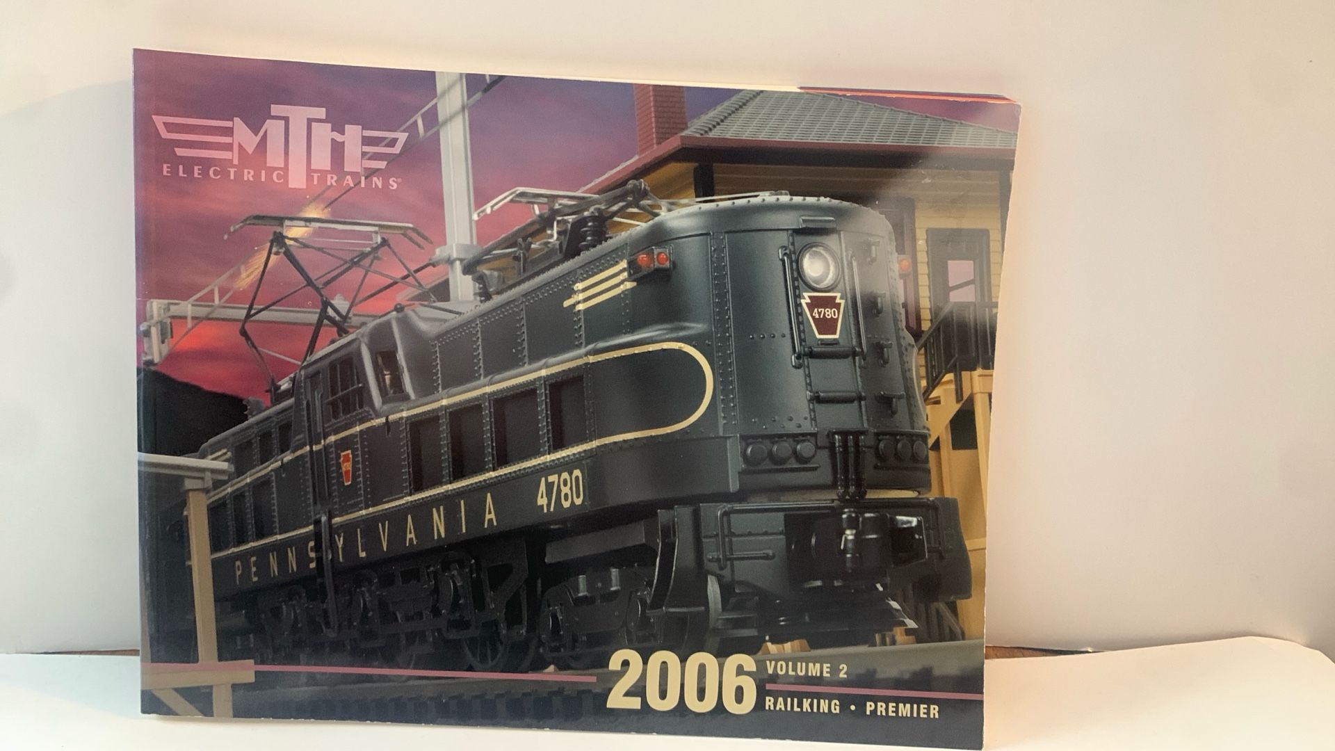 2006 MTH Electric Trains Book