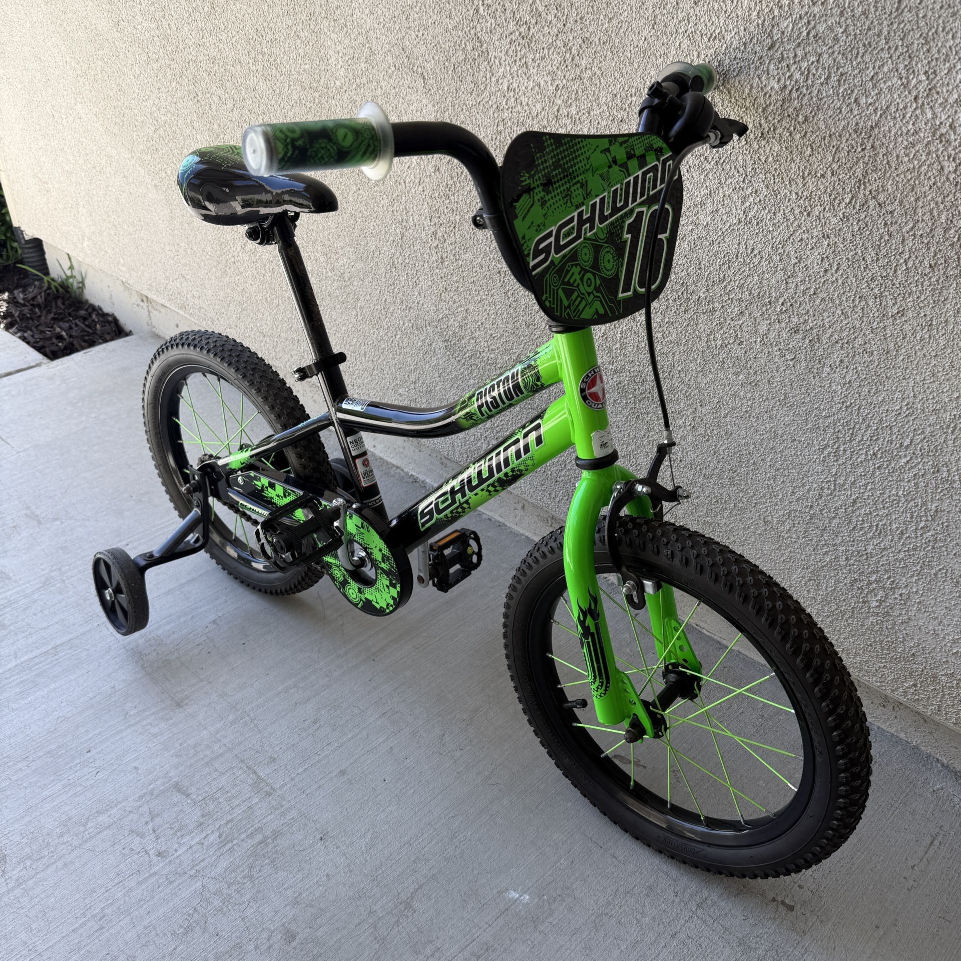 16 “ Inch BMX Boys Bike Green With Training Wheels
