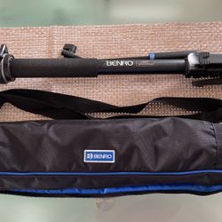 Benro Video Monopod W/ S4 Pro Flat Base Video Head