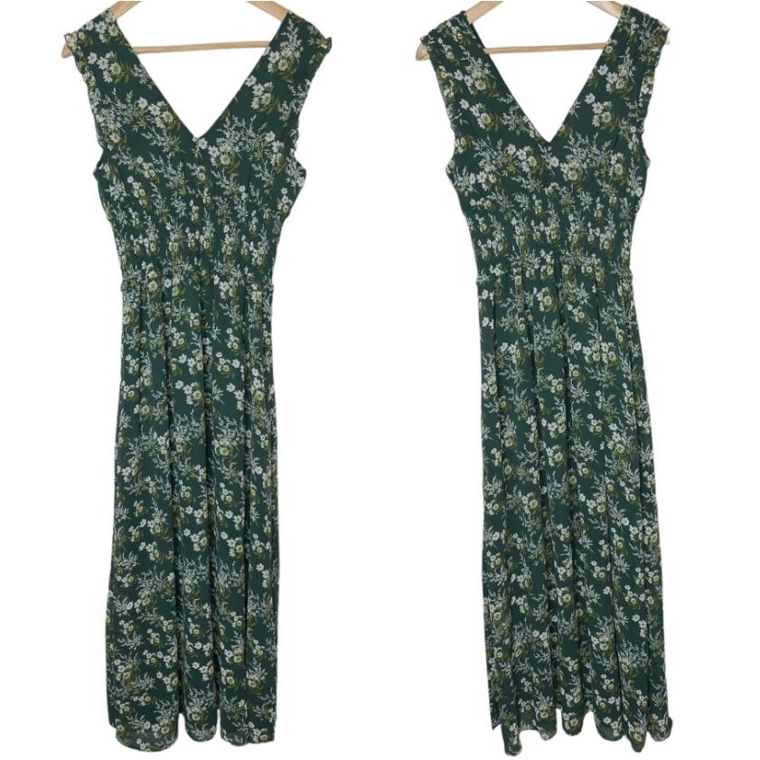 Banana Republic Smocked Maxi Dress Green Floral Women’s, size 4