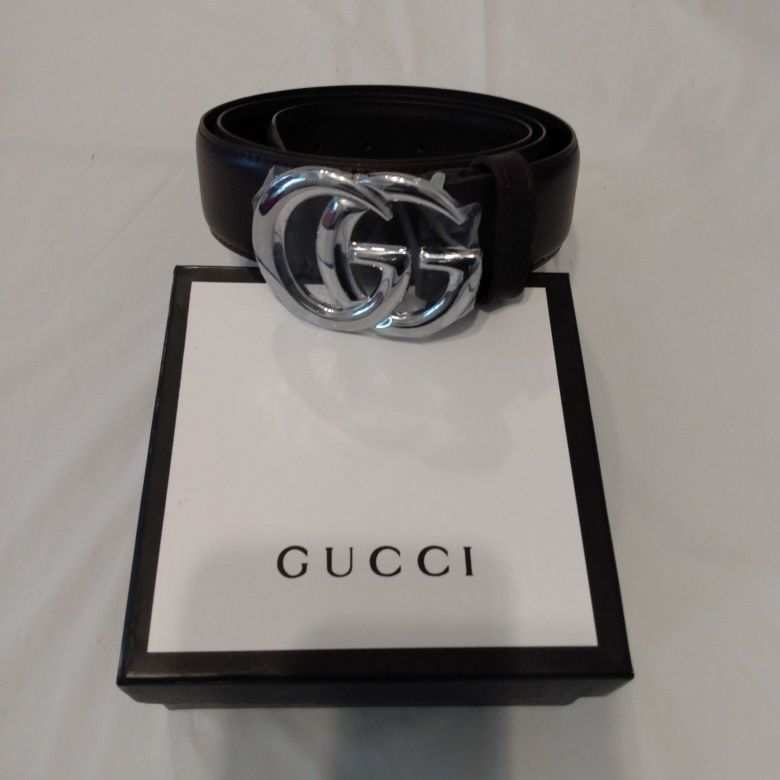 Gucci Belt Black Size 38 Pre-owned for Sale in Peck Slip, NY - OfferUp