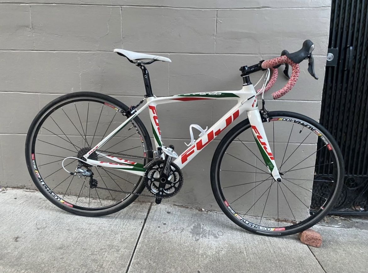 Fuji carbon road bike - small
