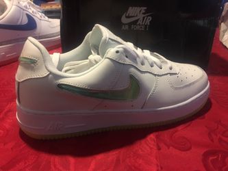 Air Force 1 '07 PRM 2 'Volt' Men U.S. 8/women 9.5