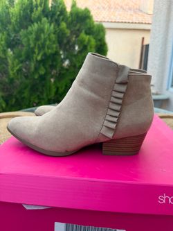 Boots 10
