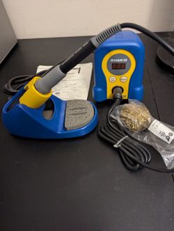 Hakko FX888D Soldering Iron