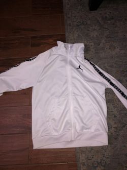 Jordan zip up sweatshirt size medium