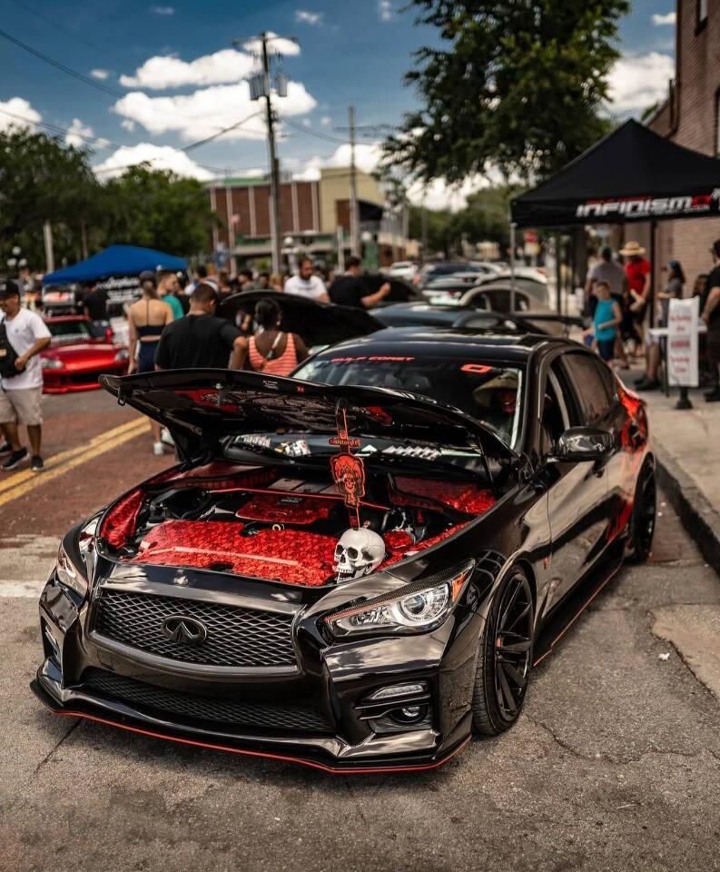 2015 INFINITI Q50