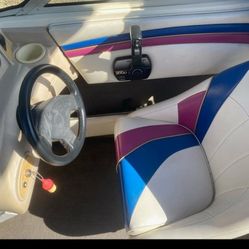 1996 Rinker Captiva 180