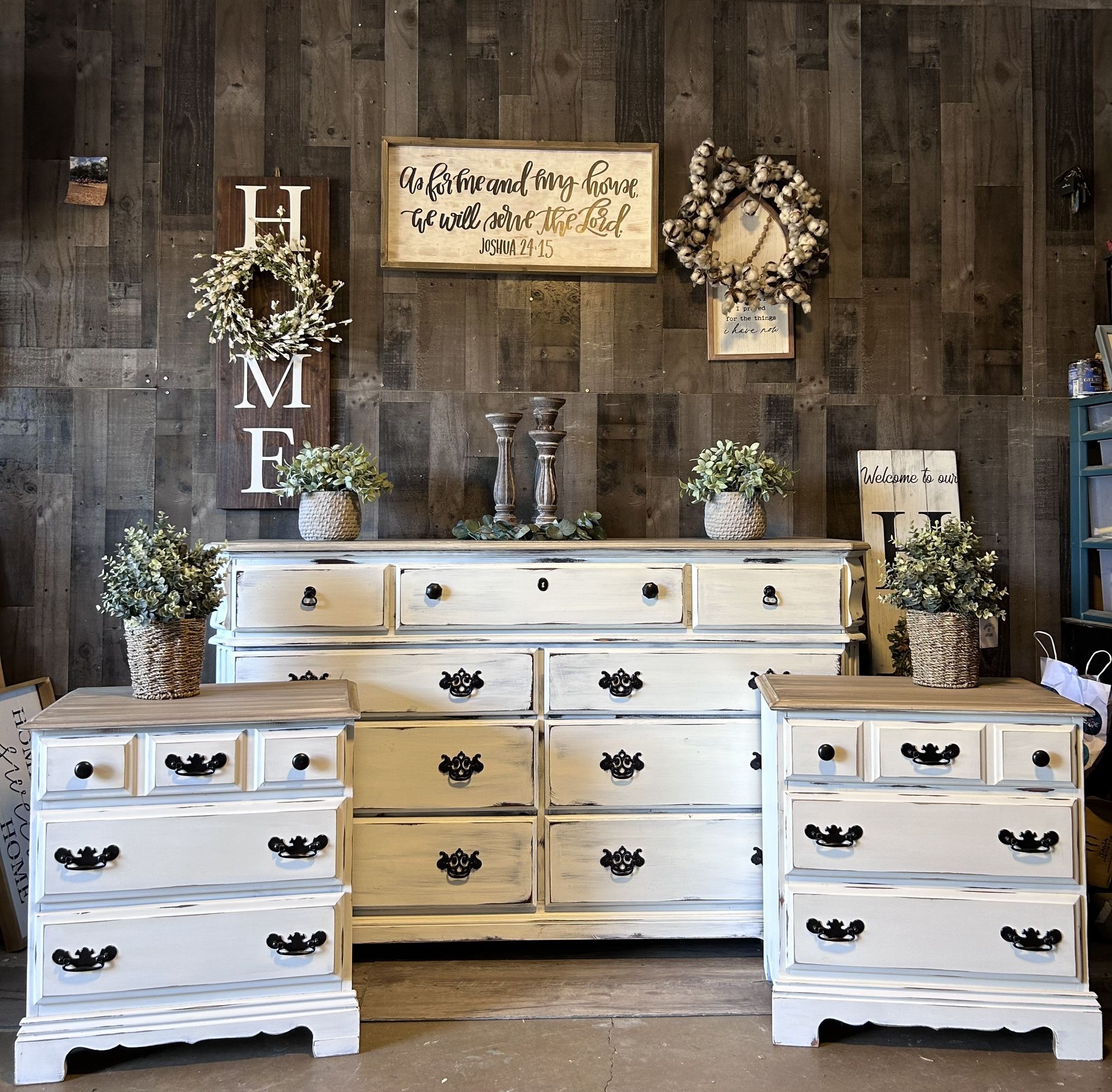 Dresser With Nightstands