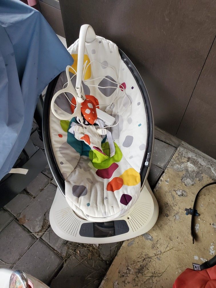 Mecedora De Bebe 4 Moms