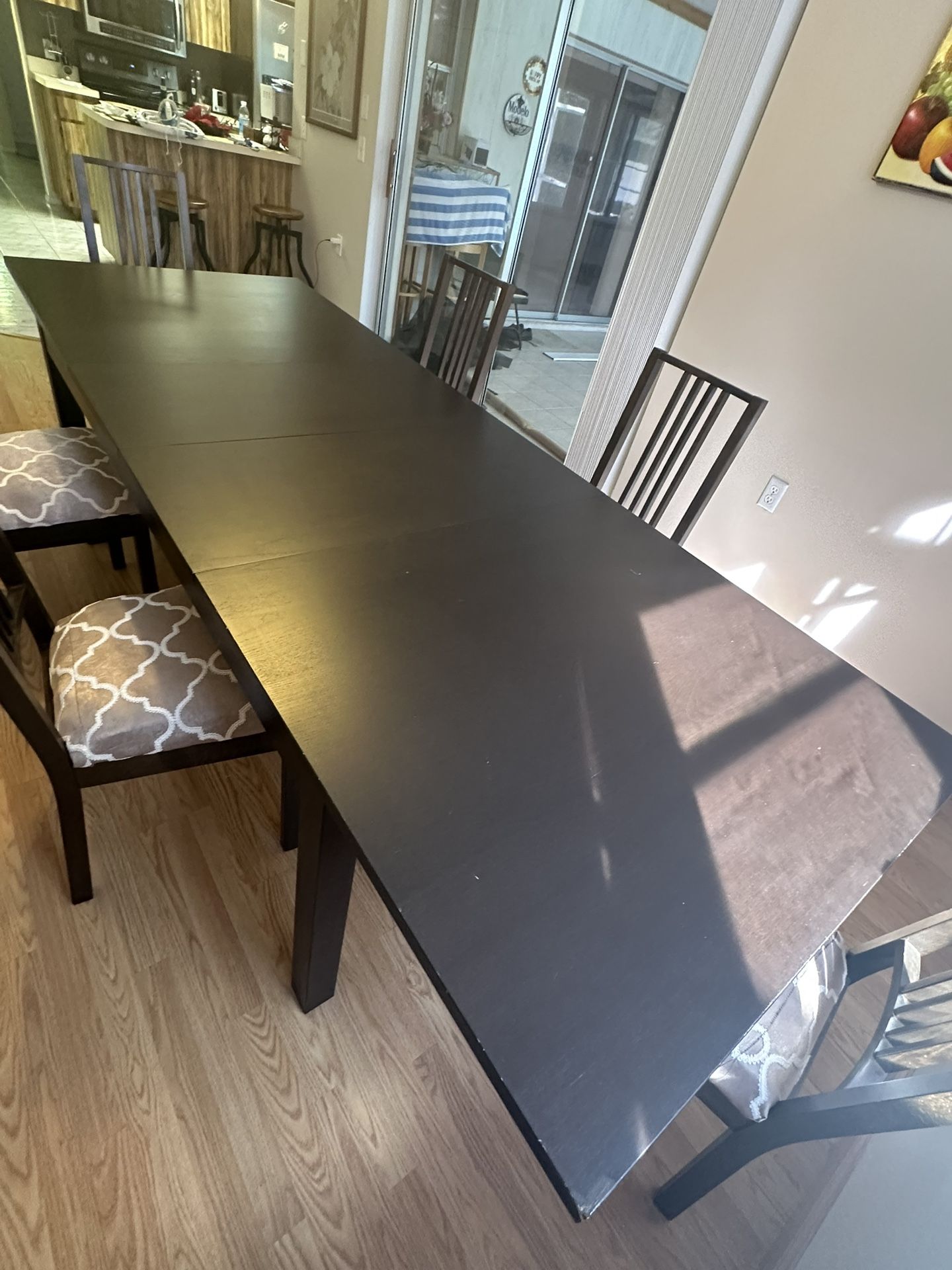 Great Condition! Extendable Dining Table For 12 People 