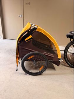 Burlee bee (fits 1 dog or 2 kids)
