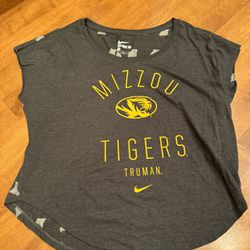 Women’s Nike Mu Mizzou T-Shirt Shipping Available