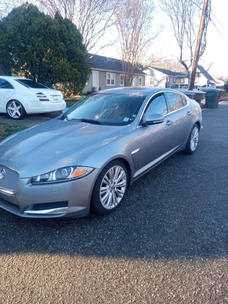 2012 Jaguar XF